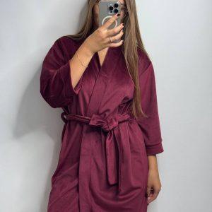 Жіночий довгий велюровий халат із поясом, рукавом 3/4 бордо